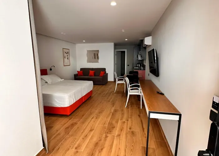 Lookout Apartments 3
